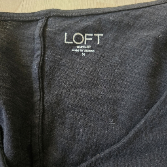 Loft outlet tie front shirt size medium - Picture 6 of 7